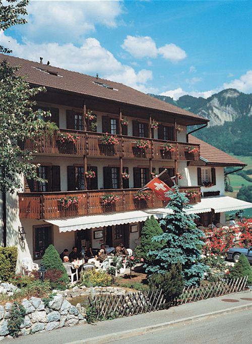 Hôtel Restaurant le Gruyérien Morlon Esterno foto