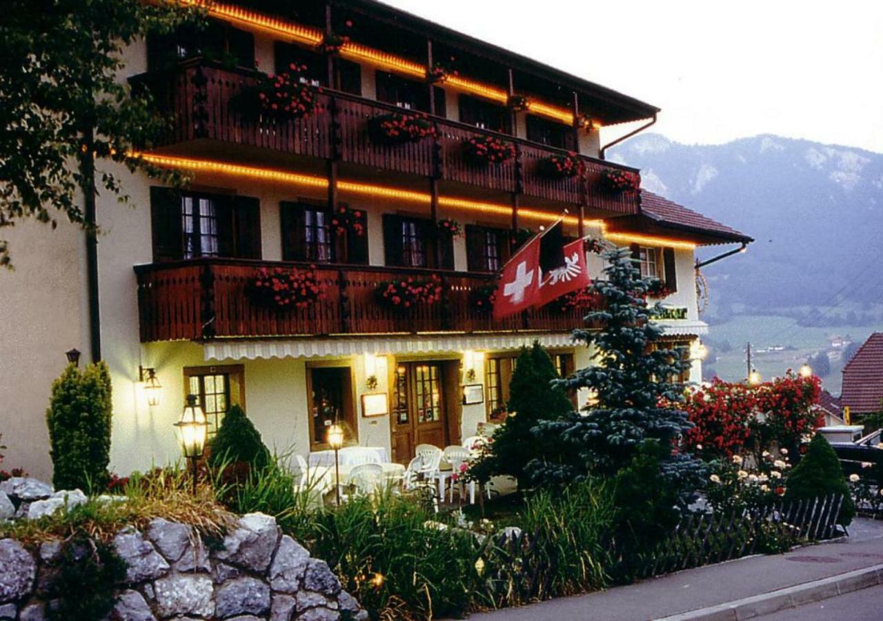 Hôtel Restaurant le Gruyérien Morlon Esterno foto